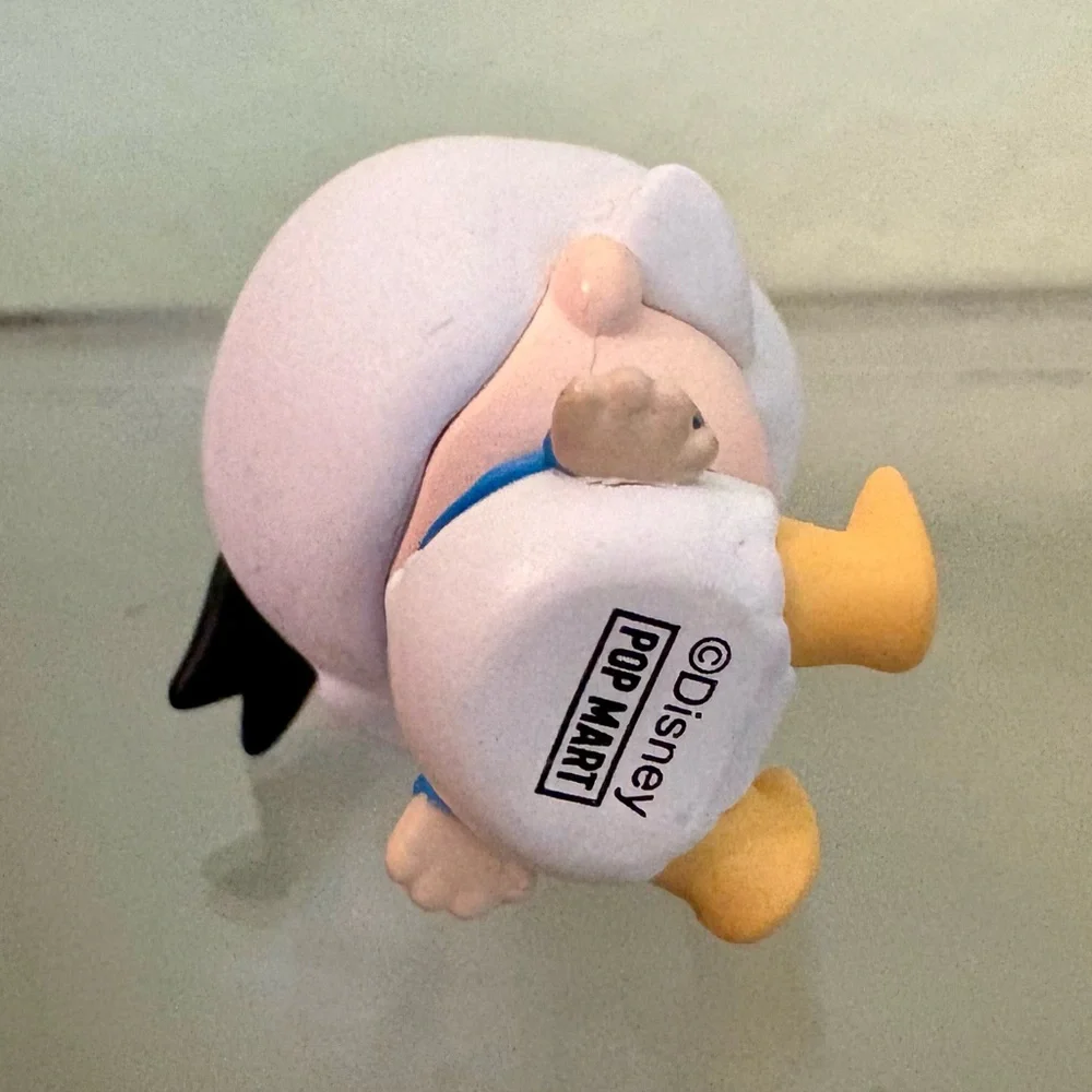 Dimoo Collaboration with Disney Pop Bean Featuring Donald Duck!
